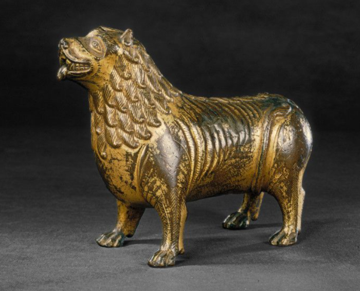 Водолей — антропоморфный или зооморфный сосуд для омовения рук в форме льва, около 1200 года н.э. \ Фото: bing.com.
