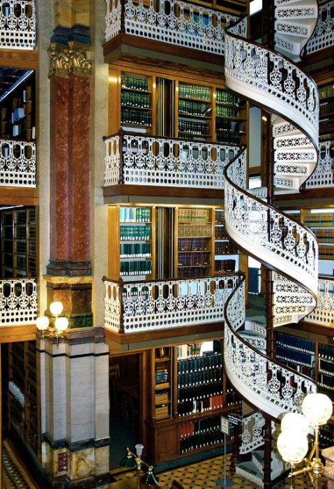  Государственная юридическая библиотека в Айова-Сити, США.