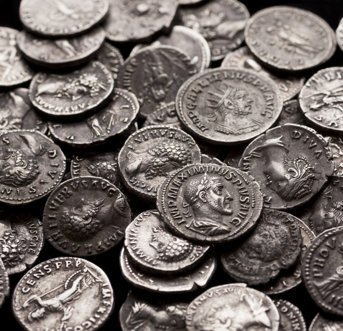 Древнеримские серебряные монеты. \ Фото: google.com.