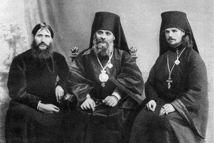 Распутин, епископ Гермоген и монах Илиодор. \ Фото: sept.info.