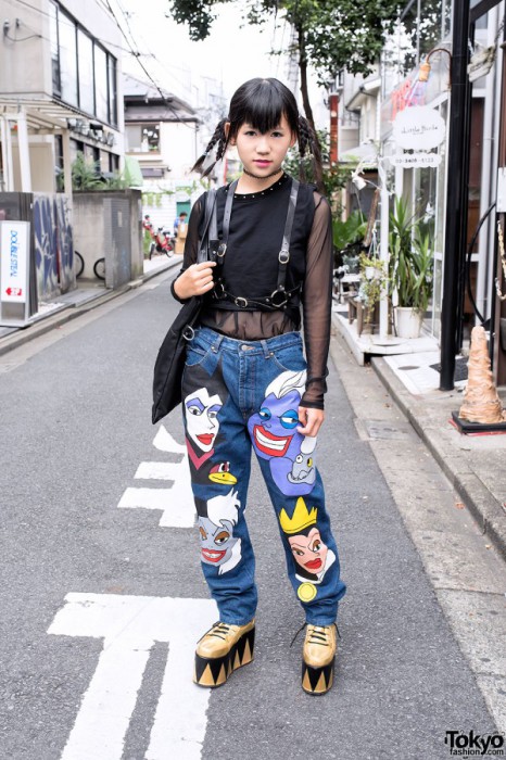 Пёстрые наряды и броские образы - неотъемлемая часть молодежи на улицах Токио. 