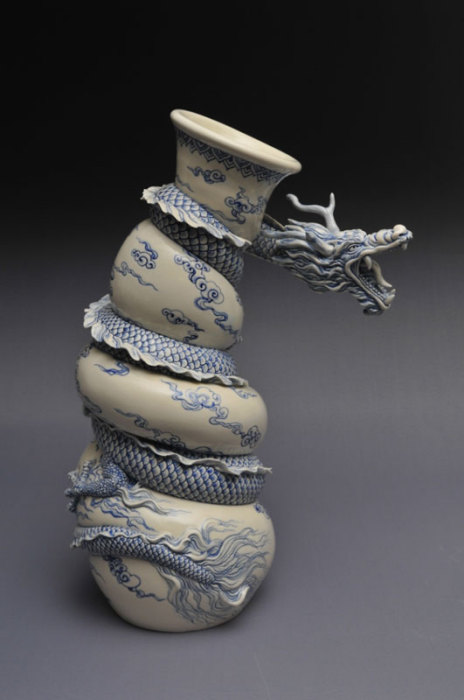 Как рождаются фарфоровые драконы: мастеркласс скульптора Johnson Tsang