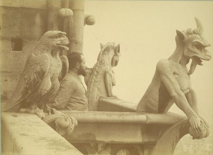 Мужчина в окружении химер, 1865 год.