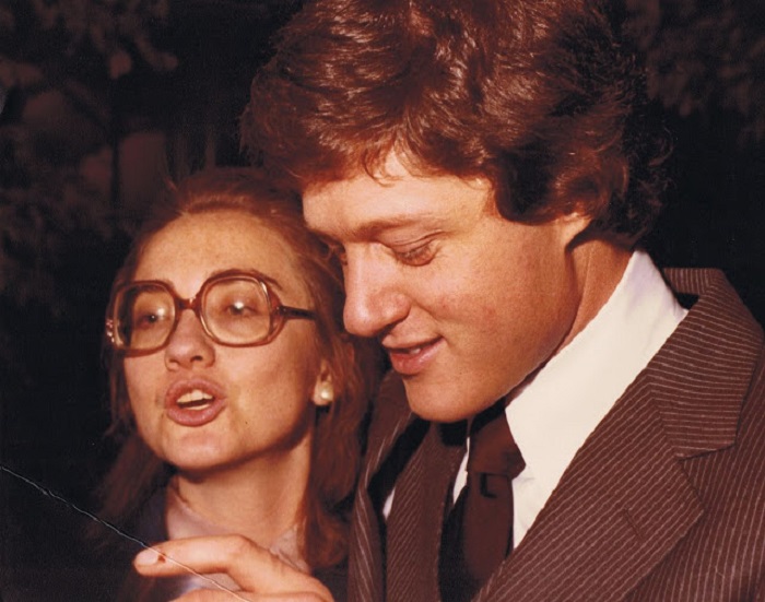 Билл Клинтон занимает пост губернатором Арканзаса, а Хиллари активно его поддерживает во всем. 1979 год.