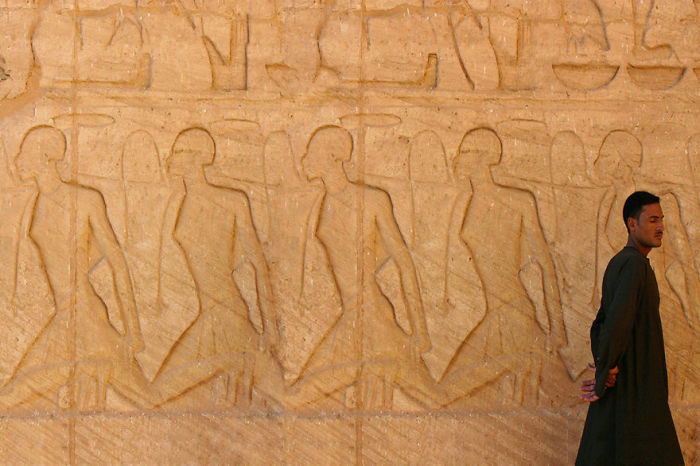 Роспись на стене, сделанная в храме Абу-Симбел.