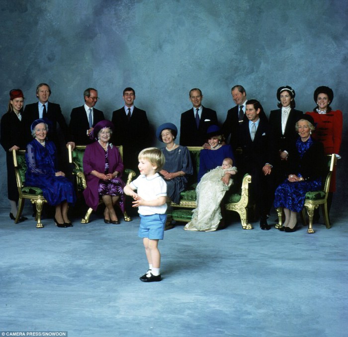 Принц Уильям развеселил королевскую семью своими танцами.