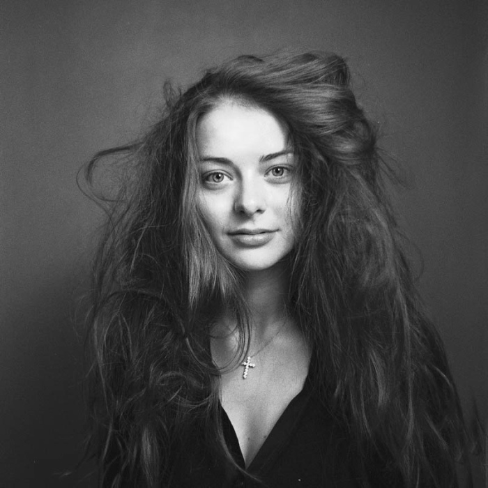 Известная российская актриса, да к тому же одна из самых красивых.