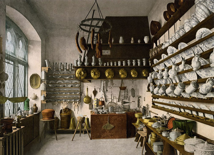 Немецкая кухня во времена, когда ещё не было электричества и современных удобств.