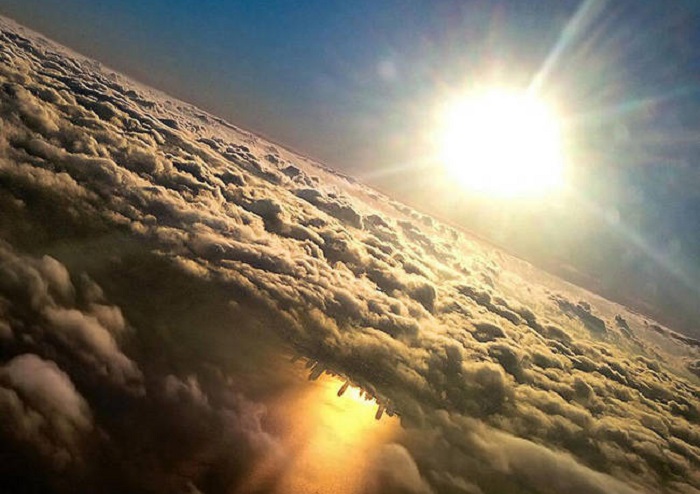 Облака над озером Мичиган.