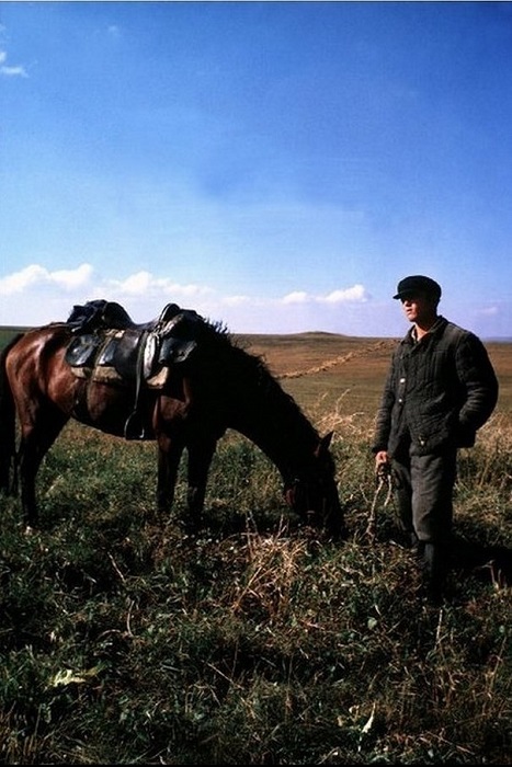 Российский ковбой в степи возле Пятигорска.