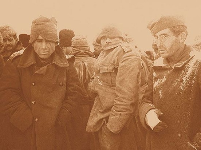 Взятые в плен в районе города Калач, после окружения.