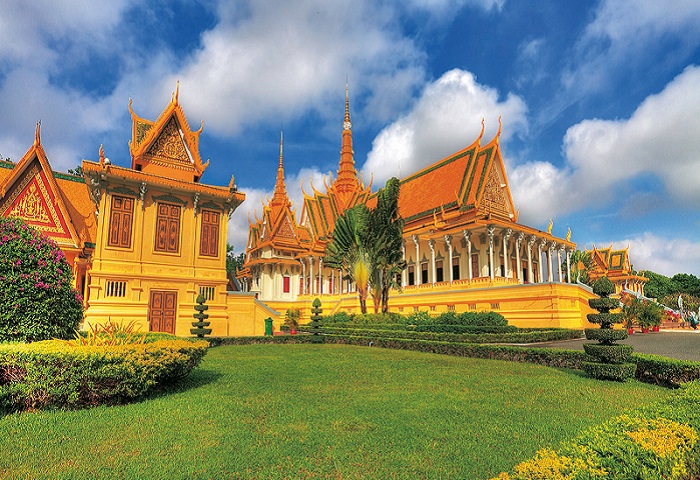 Официальная резиденция короля Камбоджи.