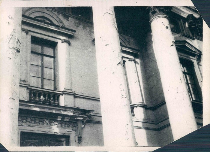 Запущенное состояние бывших царских зданий, 1929 год.