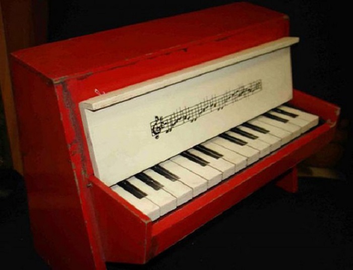 Пианино для начинающих музыкантов.