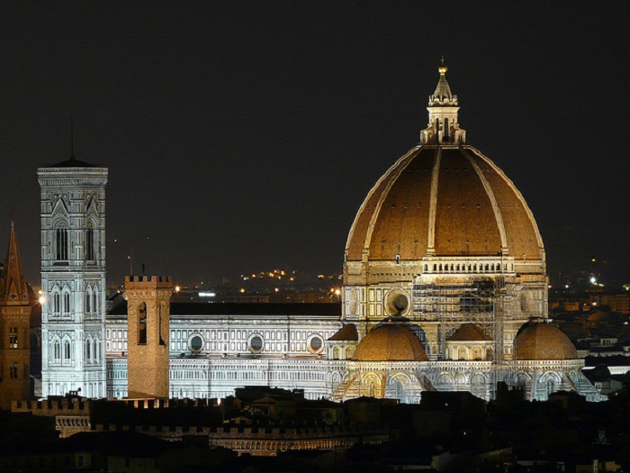 Самая красивая и величественная достопримечательностей Флоренции.