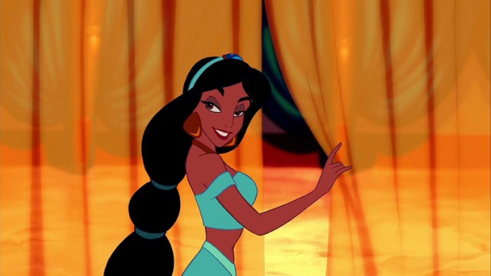 Диснеевская красотка Жасмин из мультфильма об Аладдине, обладает всеми привлекательными чертами — соблазнительно тонкая талия, высокая грудь, пышные волосы.