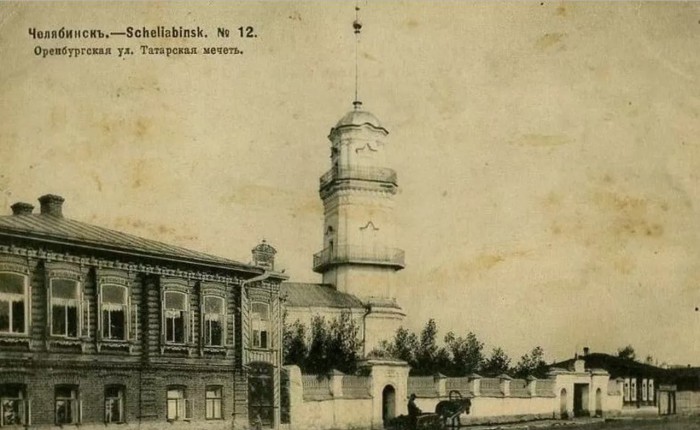 Историческое мусульманское культовое здание на ул. Оренбургской.