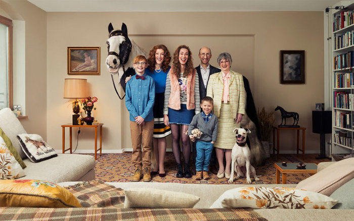 В каждой семье есть свои странности, например – лошадь.