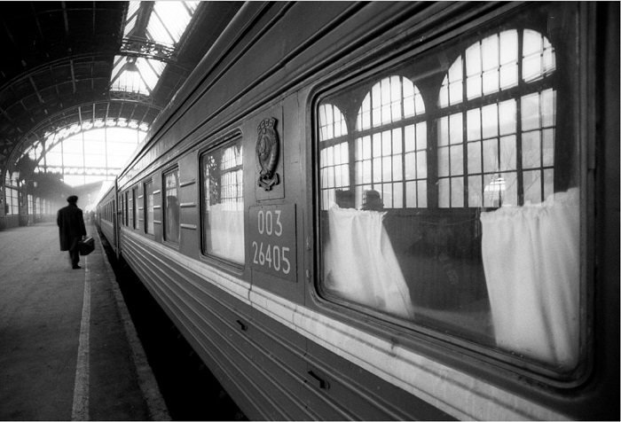 Поезд на Витебском вокзале в Санкт-Петербурге.