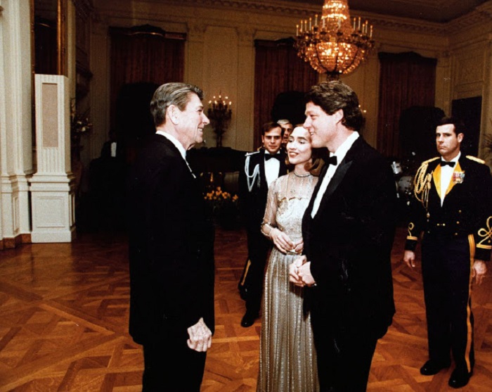 Встреча Билла и Хиллари Клинтон с Президентом Рональдом Рейганом. Март 1983 год.