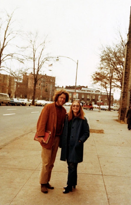 Хиллари Родэм познакомилась со своим будущим мужем Биллом Клинтоном в Йельской школе права.