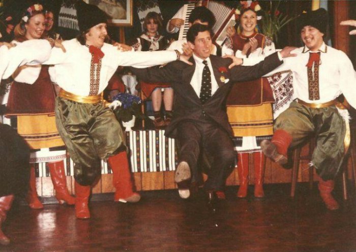 Принц Чарльз танцует украинский гопак, 1980-е годы.