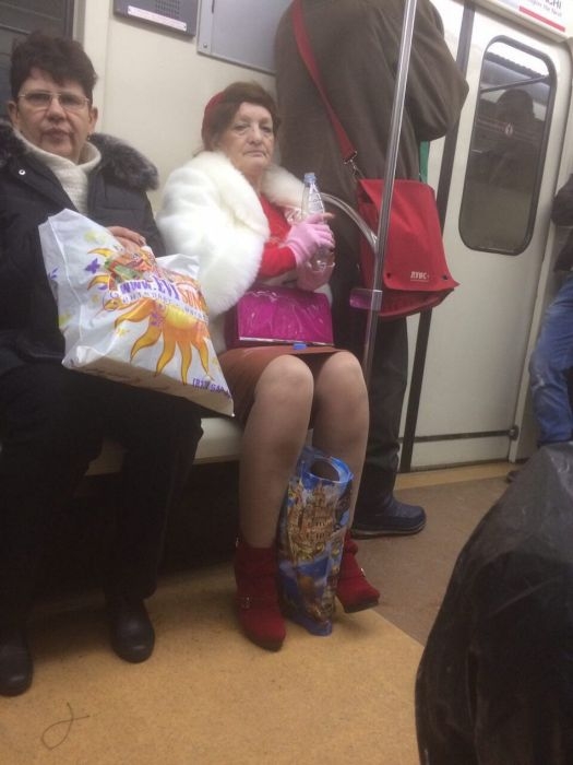 Дама, а вы точно в метро?