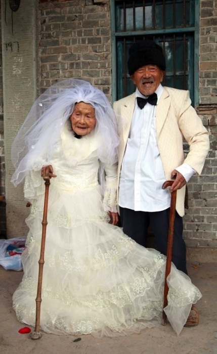 Сунши и Цонхань Ву были женаты 88 лет, но у них не было свадьбы и фото в свадебных нарядах.