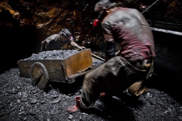 Угольная шахта в округе Джайнтия, штат Мегхалая, Индия.