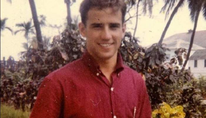 На фотографии 1964 года – 22-летний студент университета Делавэра, который спустя 45 лет стал 47-м вице-президентом США.