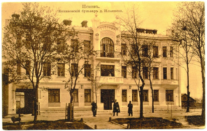 3-этажный 7-квартирный дом, построенный по проекту архитектора Э. А. Гермейера в 1907 году.