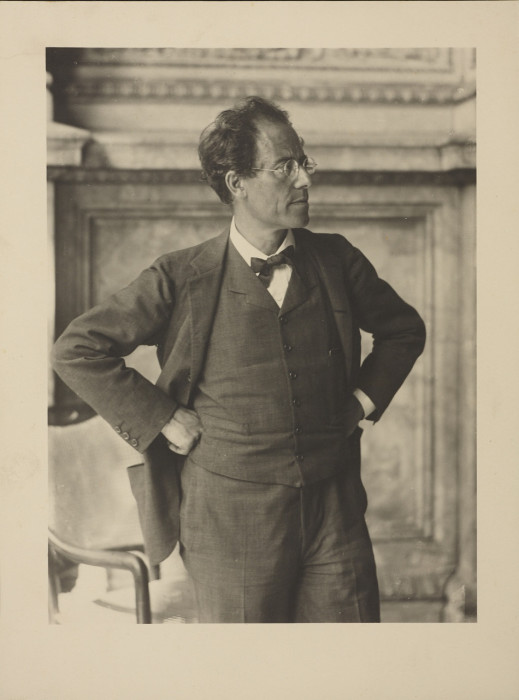Австрийский композитор, оперный и симфонический дирижёр, жил и творил на рубеже XIX – XX столетий, 1907 год.