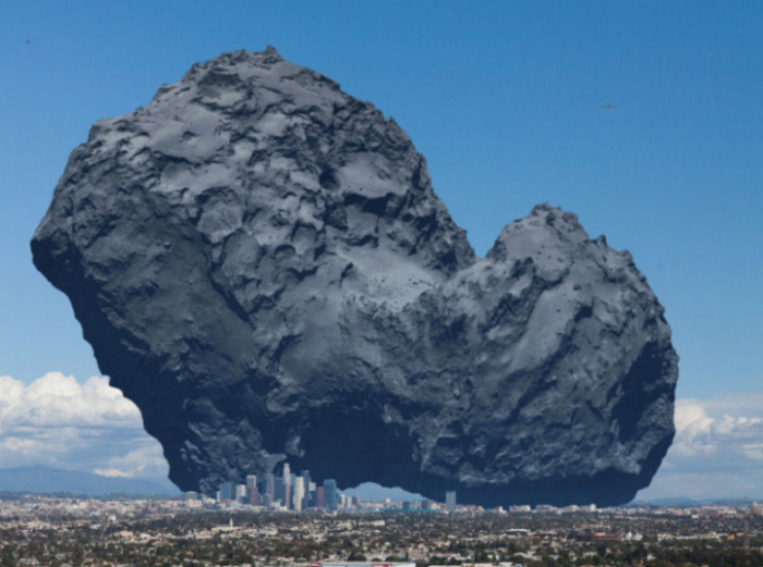Огромная комета в сравнении с Лос-Анджелесом.