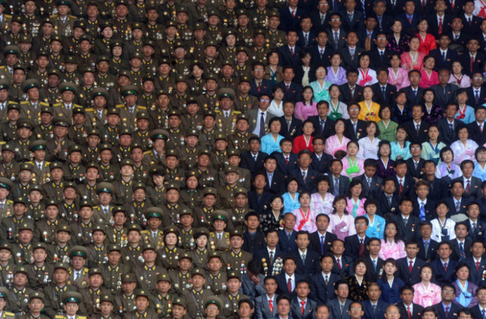 Празднование 100-летней годовщины со дня рождения основателя Северной Кореи.