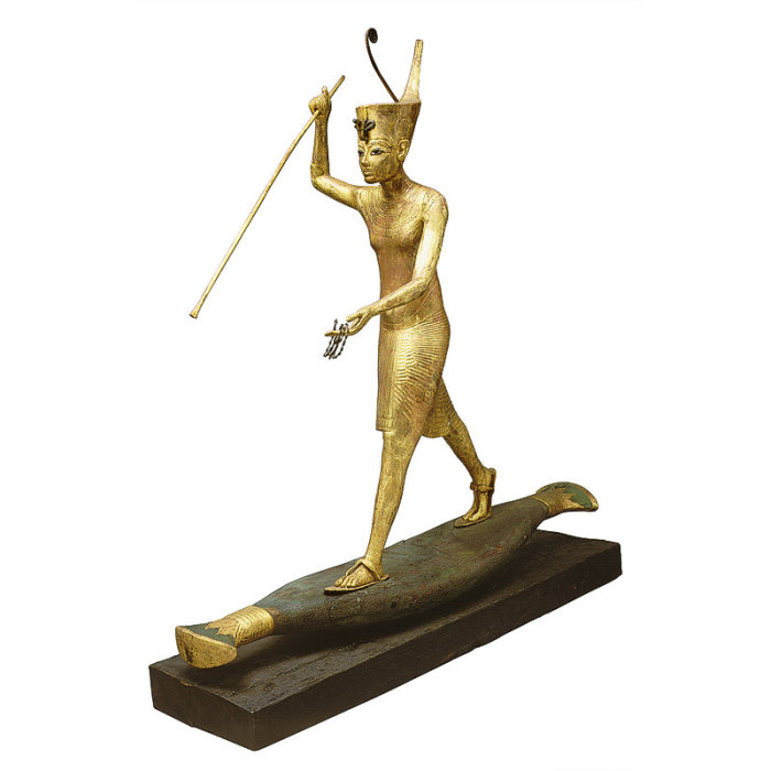 Деревянная статуэтка фараона в позолоте.
