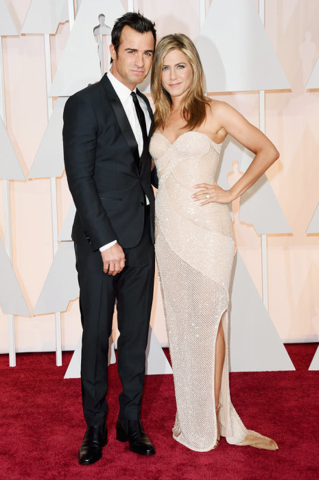 Justin Theroux & Jennifer Aniston.jpg