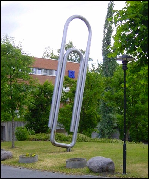 Памятник скрепке. Осло