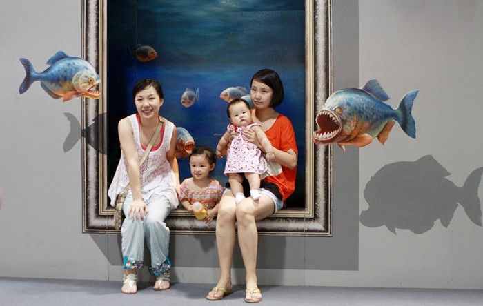Интерактивные трехмерные картины на выставке Magic Art Special Exhibition Of China 2012