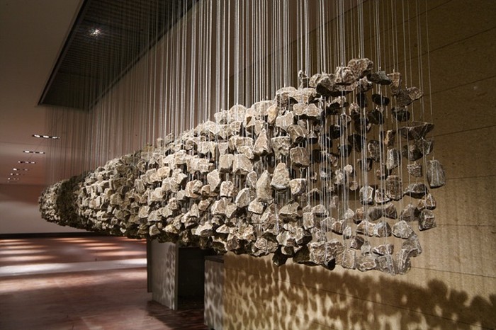 Скульптурные инсталляции из камней от Jaehyo Lee