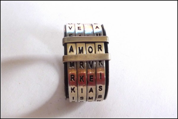 Love Ring, кольцо со словами любви на выбор