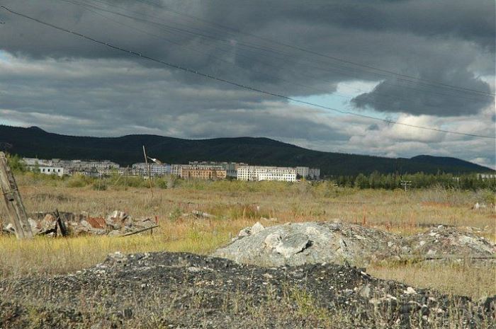 Кадыкчан, заброшенный шахтерский поселок