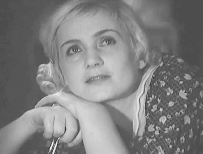 Ада Войцик в фильме *Партийный билет*, 1936 | Фото: kino-teatr.ru