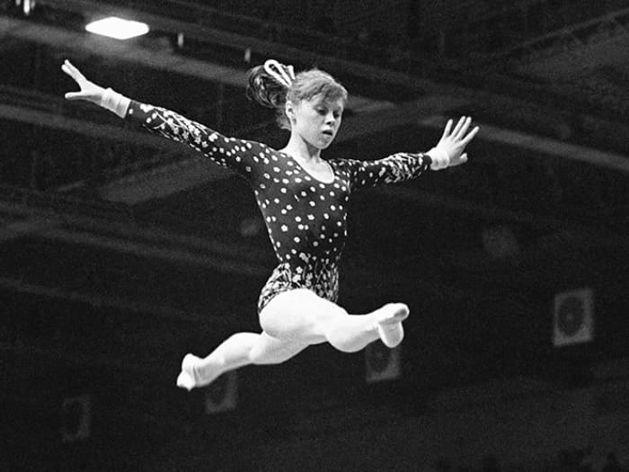 Знаменитая гимнастка, судьбу которой сломало стремление к рекордам в спорте | Фото: championat.com