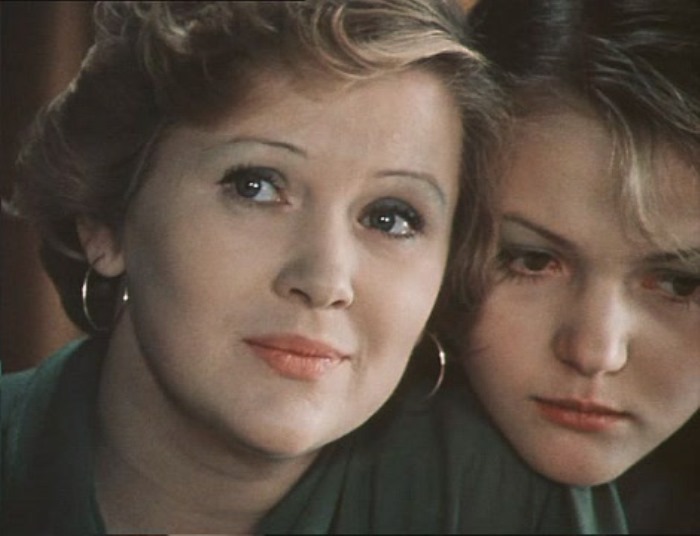 Кадр из фильма *По семейным обстоятельствам*, 1977 | Фото: kino-teatr.ru