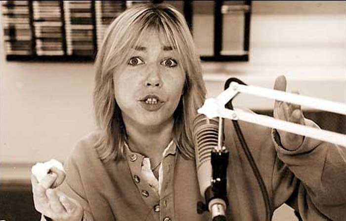 Ведущая в начале своего творческого пути на радио | Фото: uznayvse.ru