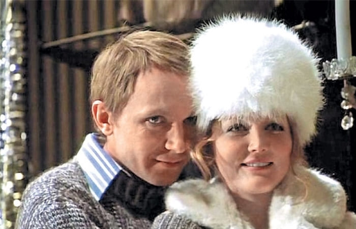 Кадр из фильма *Ирония судьбы, или С легким паром!*, 1975 | Фото: tele.ru