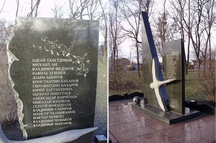 Памятник погибшим футболистам на месте трагедии | Фото: kp.ua