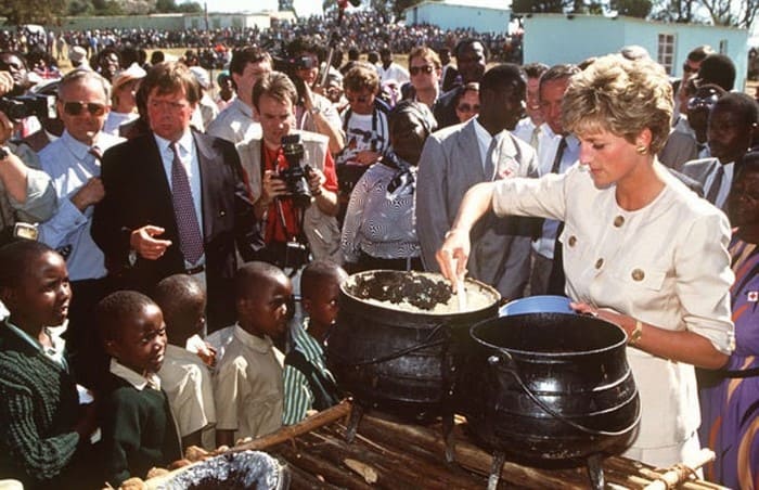 Принцесса Диана в Зимбабве | Фото: boom.ms