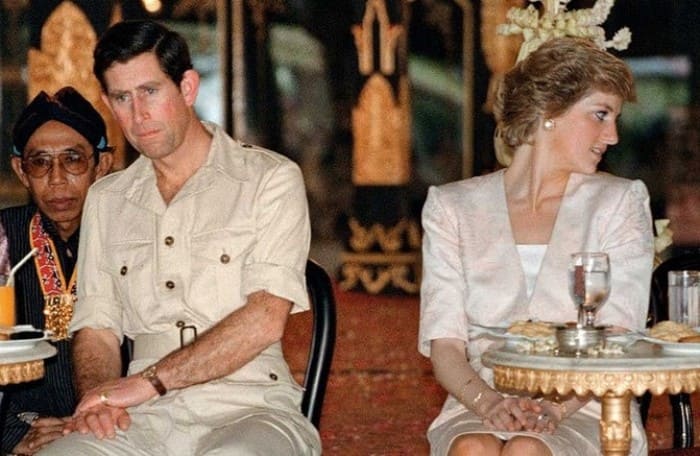 Принц Чарльз и принцесса Диана | Фото: boom.ms