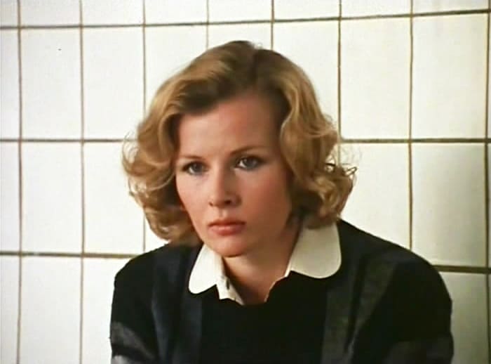Тамара Акулова в фильме *Нужные люди*, 1986 | Фото: kino-teatr.ru